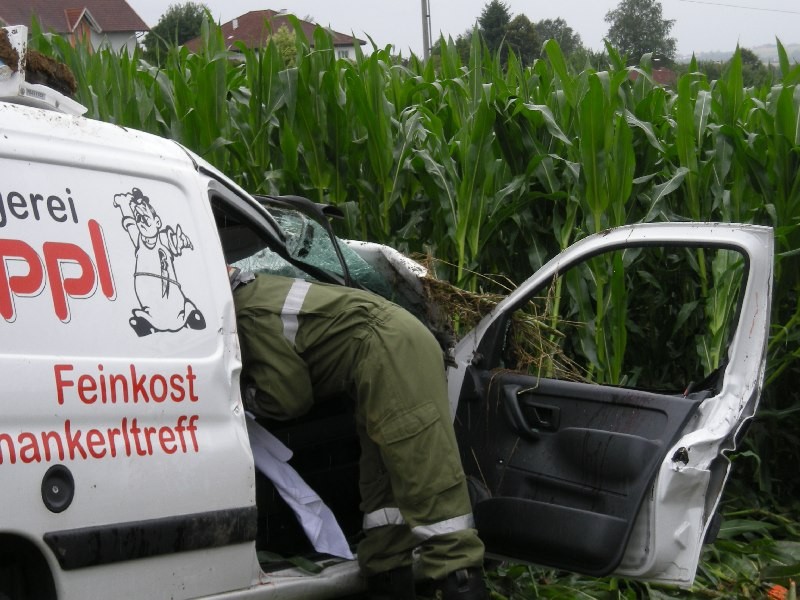 Verkehrsunfall 008.jpg
